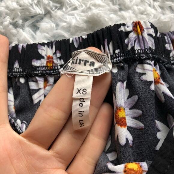Pacsun Kirra Skirt size xs floral flower print dainty daisy - Picture 5 of 6